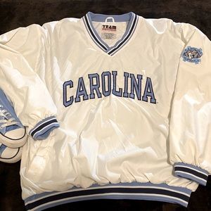UNC Tarheels embroidered pullover jacket